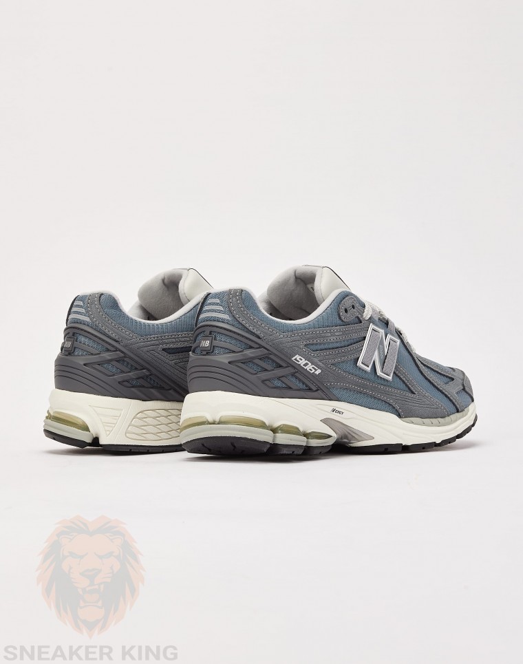 Кросівки New Balance 1906R grey M1906RV